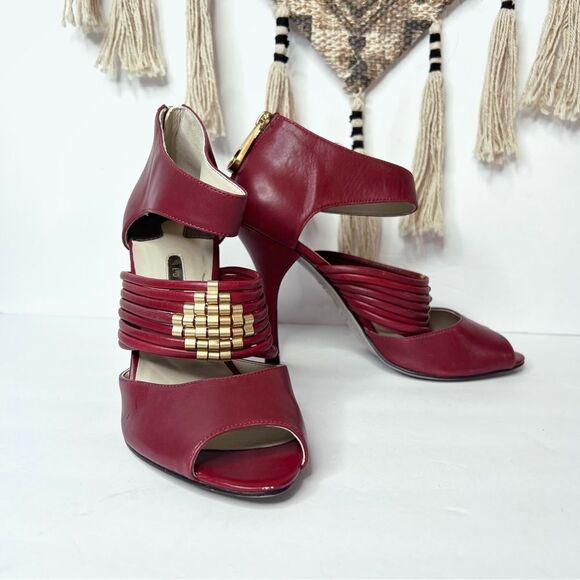 Ted Baker Red Gold Leather Peep Toe Pump - Picture 1 of 10